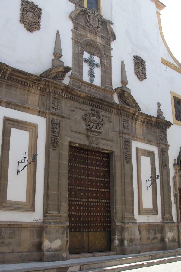 Las Columnas De Adriano. Calle Mármoles, 5 Sevilla Exterior foto